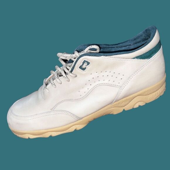 Extremely Rare Vintage Leather Redwing for Women Tan/Green Sneakers Size 10 B - Picture 1 of 6